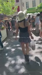 Petite d couverte de la tr s belle ville d uz s juste c t du parc il y part 1