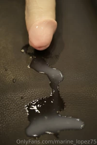 Mon sextoy qui gicle hmmmm il y en a eu des b tises avec celui la