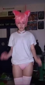 Fun facts about theo pink is his natural hair he s a total bottom