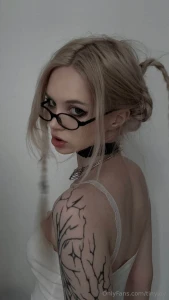 I make danger look good