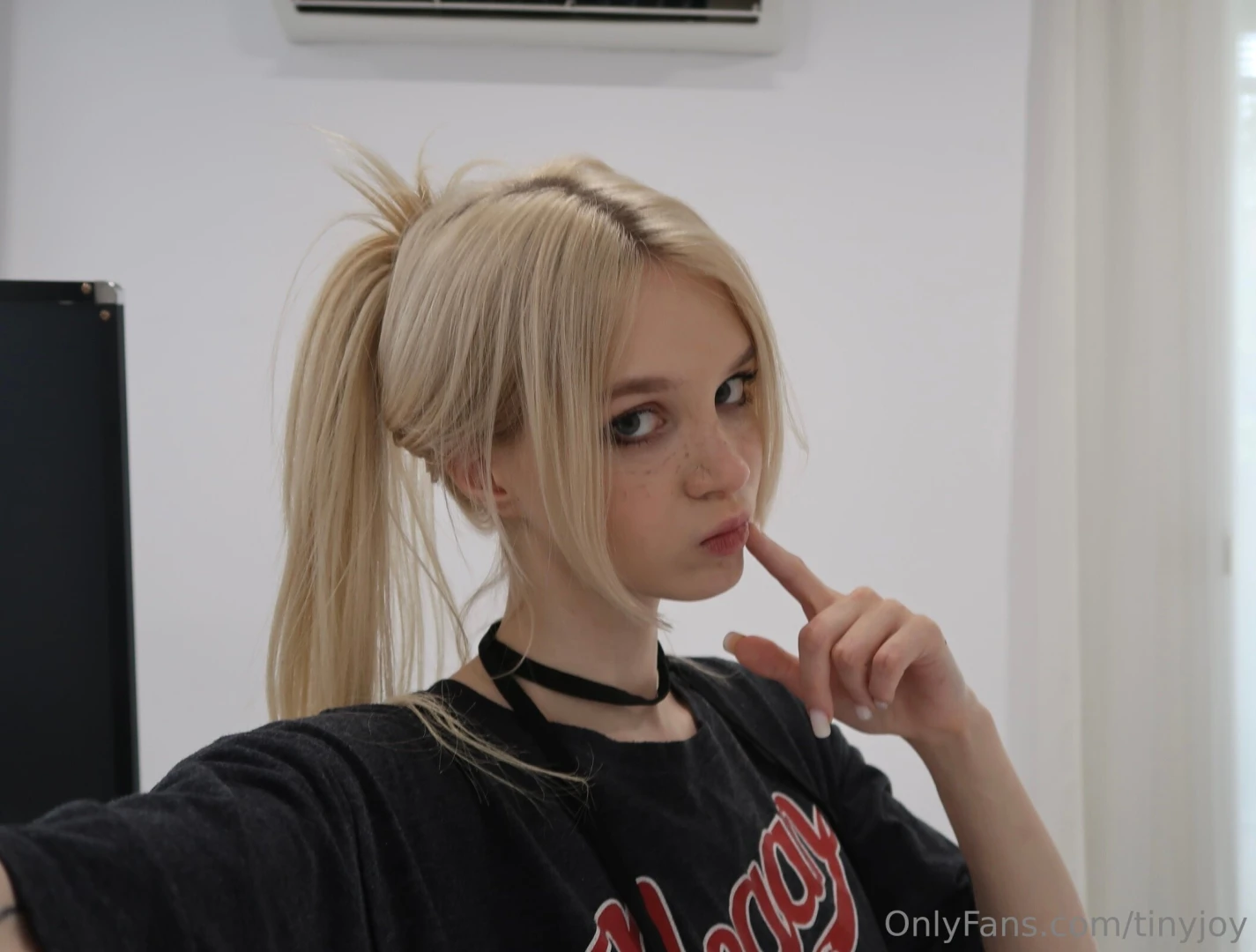 Come closer i won t bite unless you ask part 3 