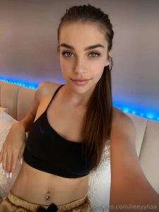 This innocent cutie irisfoxxy loves to ride a big dick she irisfoxxy part 541