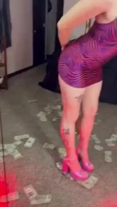 How quick can you get this dress off part 1