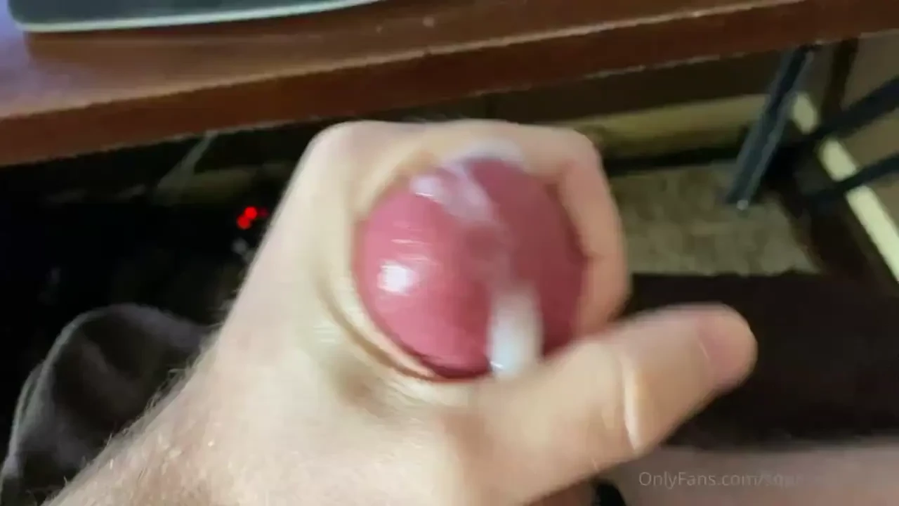 I wish i had the will power to not jerk off for a week and see if i 