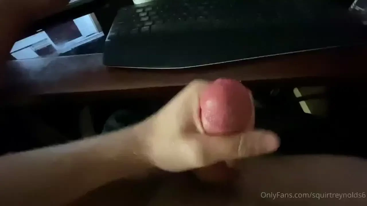 I was going to try to go for a week without jerking off but who was i 