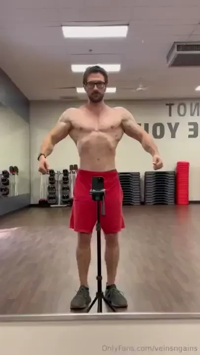 Posing and veins part 1 