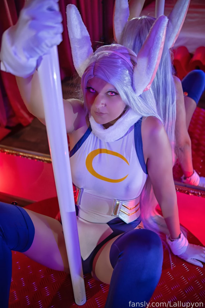 Rumi usagiyama mirko my hero academia 