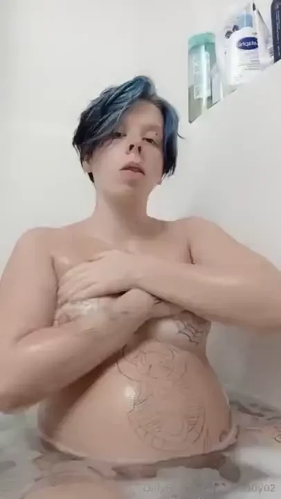 Who likes bubble baths part 3 