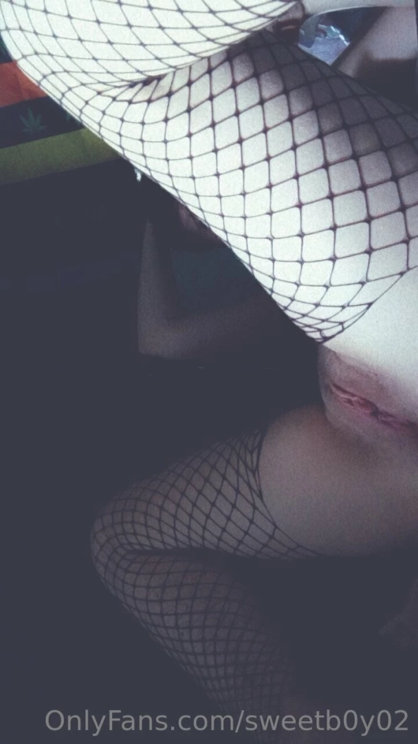 I feel like spoiling you guys 5 1 min video on snap or here message me 