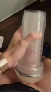 Quick 2 mins fucking the fleshlight thinking it was someones tight