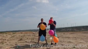 Popping ballons after a little shooting bilder on instagram