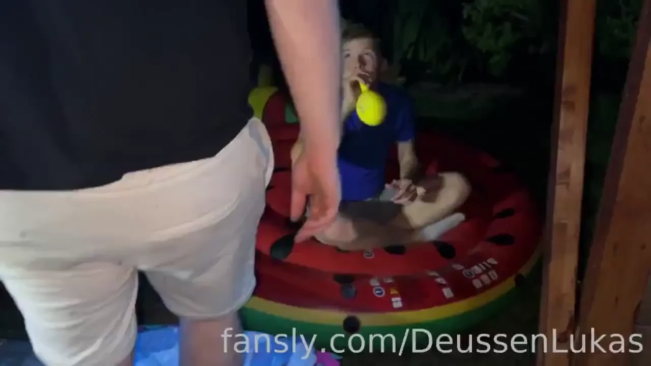 Popping infals beachballs and one big tuftex24 inch inflapop 