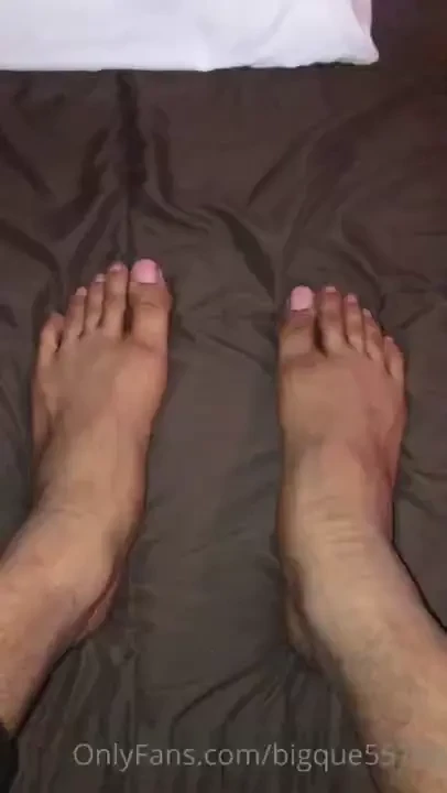 How big u think my feet is 