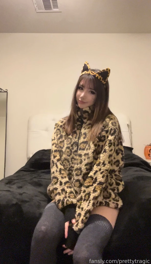 Happy halloween thank you for all the support xxx hope you like the part 4 