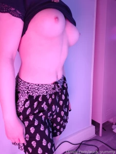 It got hot in here so decided to air out the puppies woof woof part 1