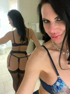 What are you waiting for your facetime date is just a dm away set it