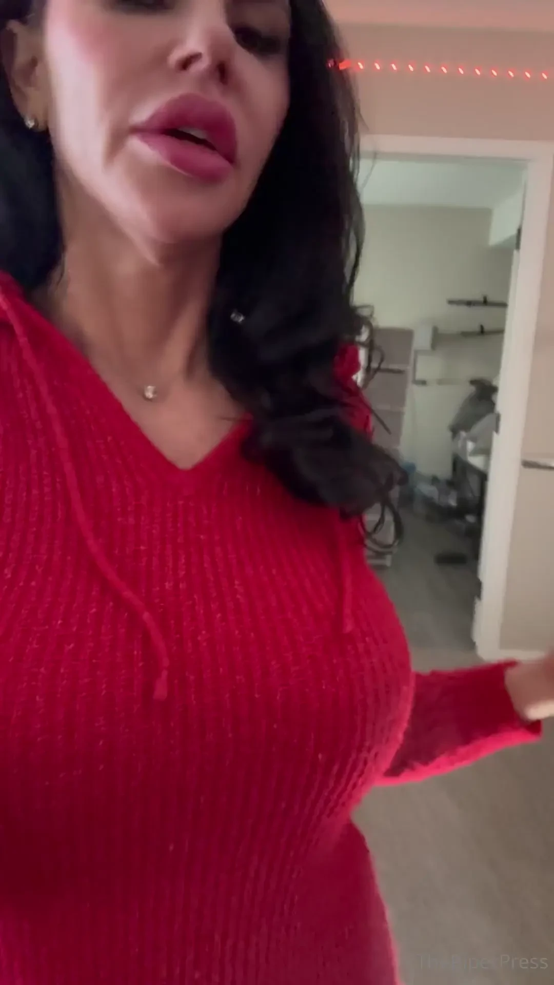 Daily piper press bts only on my vip page m o m m y doing a creators part 1 