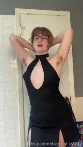 I just can t get over this dress here s one for my armpit lovers and