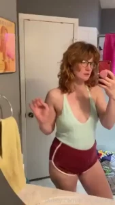 Curvy mommy s hopping into bed wanna join fyp tits ass legs shorts 70s