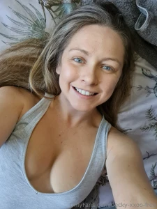 Going live now on beckyxxoo