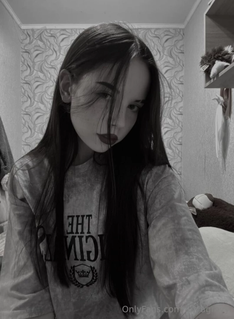 Annasido has some incredible hidden talents waiting to impress you part 182 