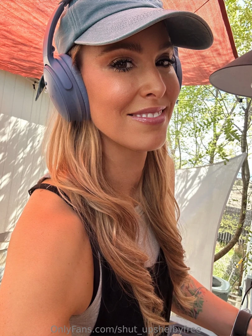 What do you think i m listening to part 6 