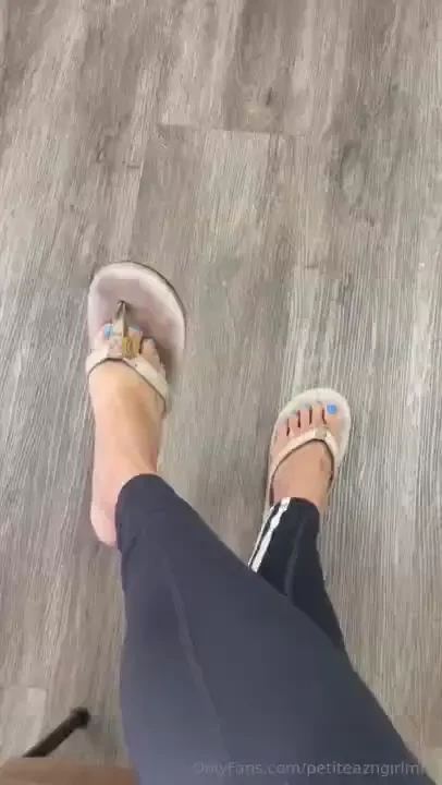 Why aren t you on your knees in front of me right now 