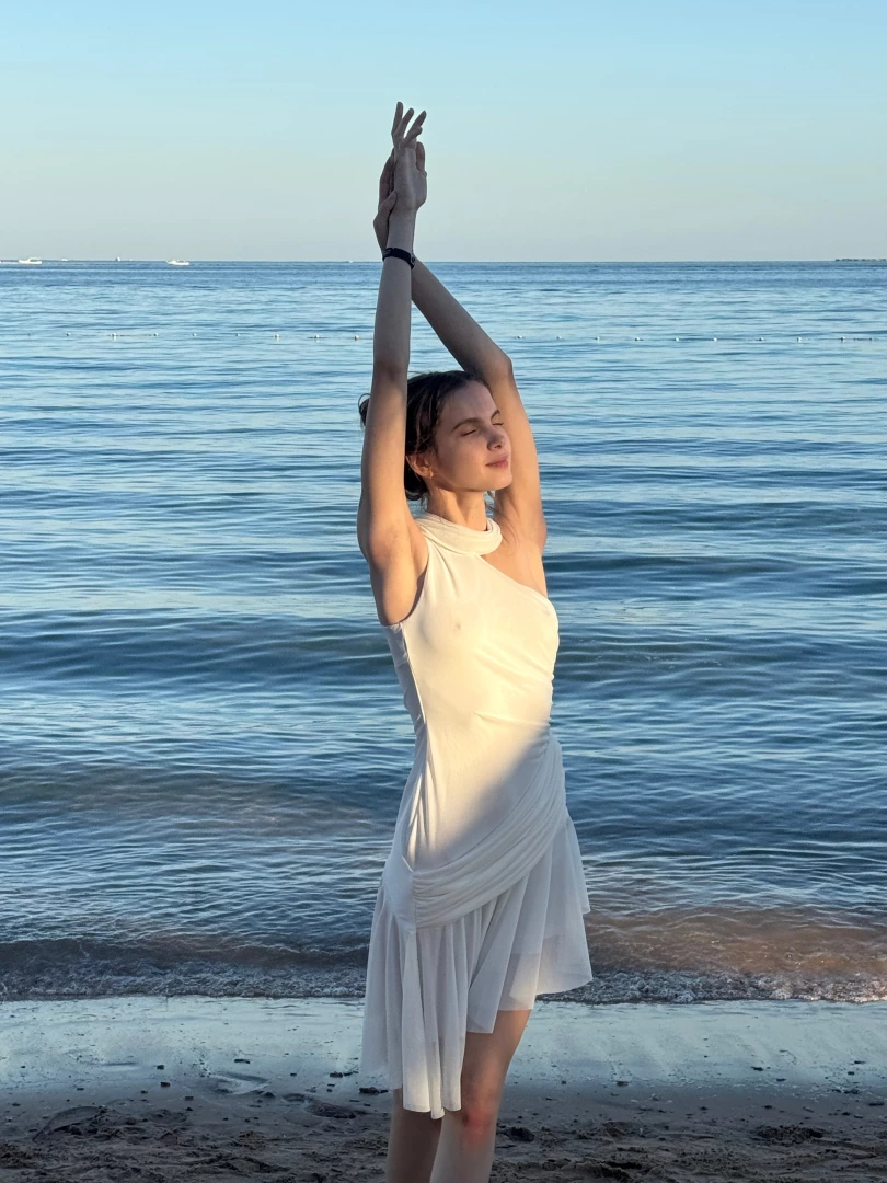 At such moments it seems that time stops sunset by the sea is the part 2 