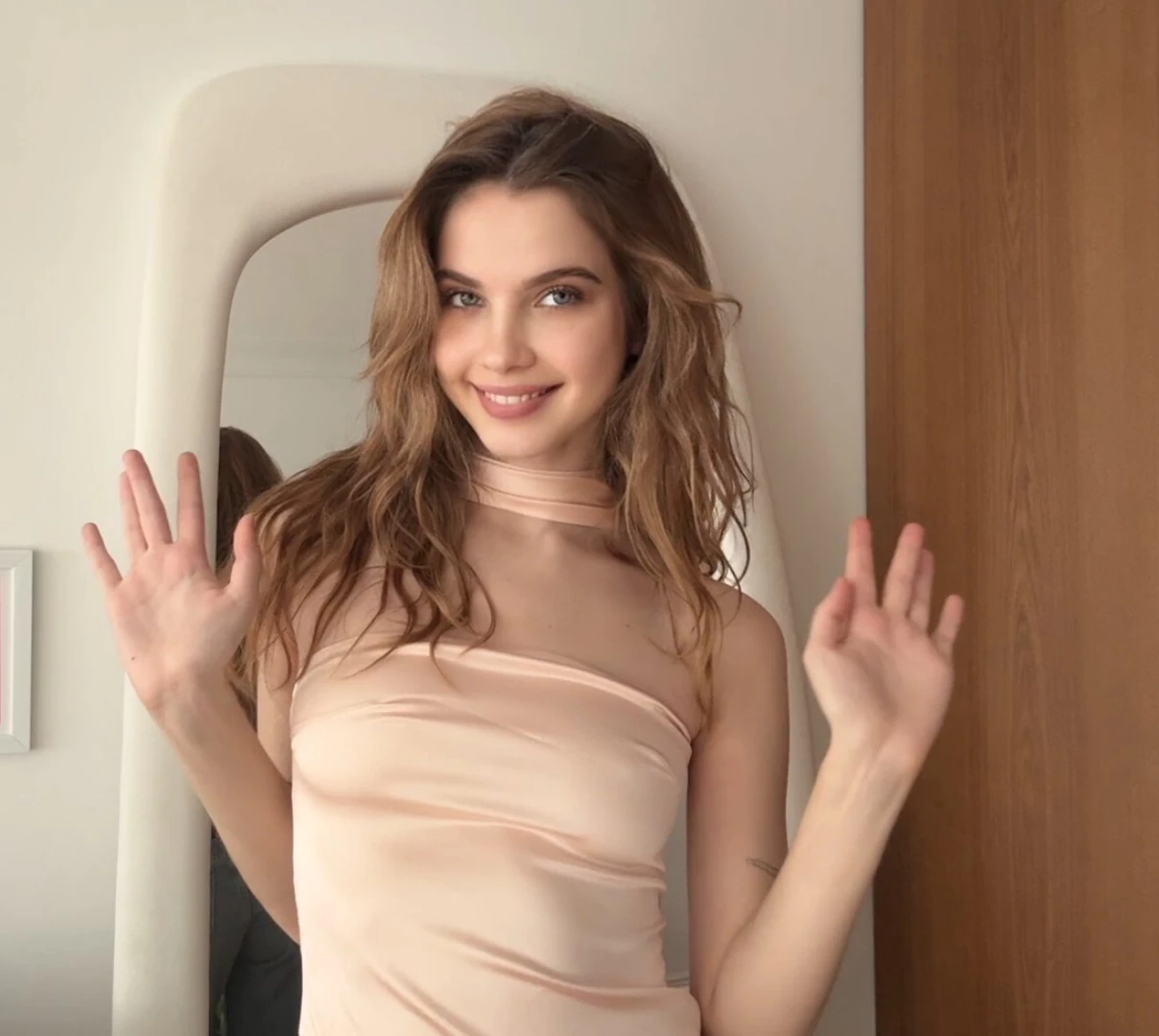 This time i decided to dive into the world of gothic style black lace 