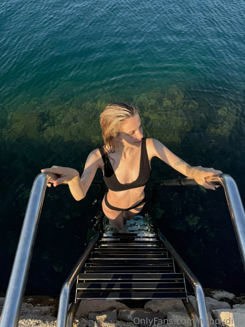 Beautiful photos at sea have a special charm and can convey an 