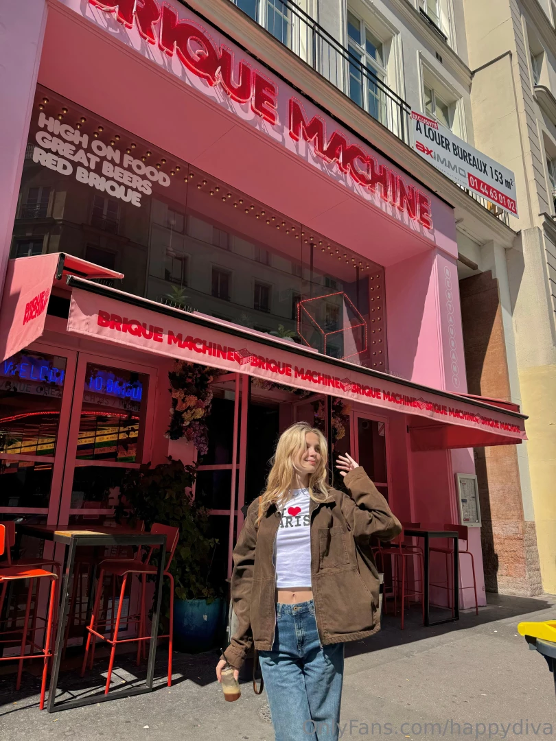 Today i decided to take a walk around our beautiful fall city and 