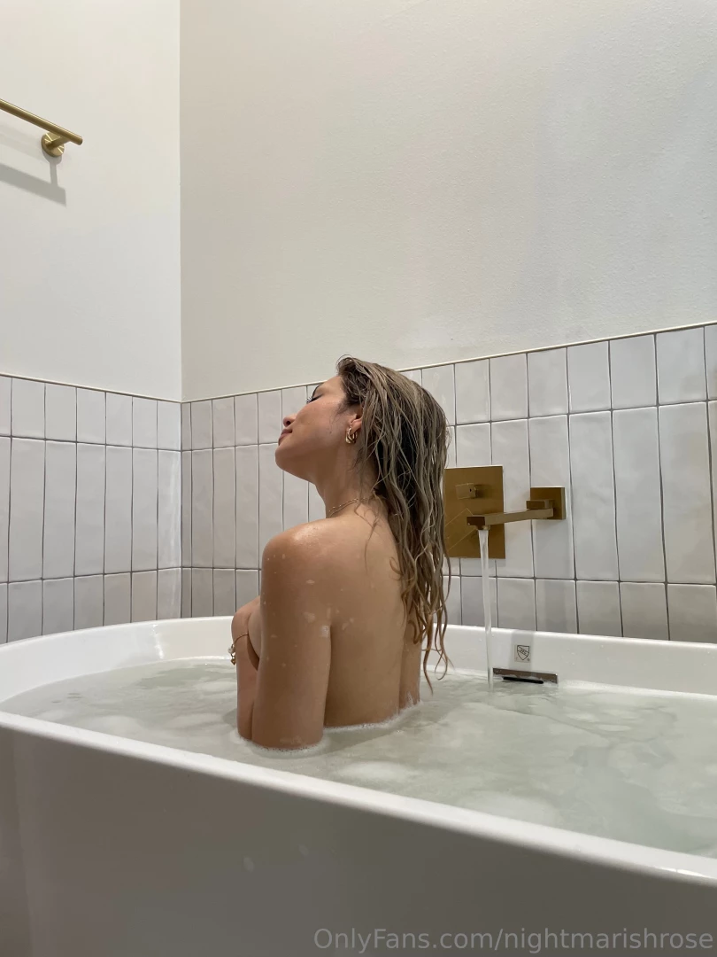 The bubble bath of my dreams 