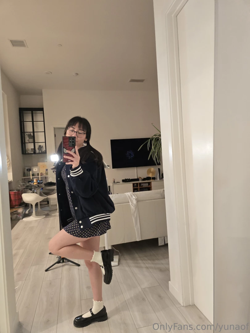 Fit check yall like my phone case 