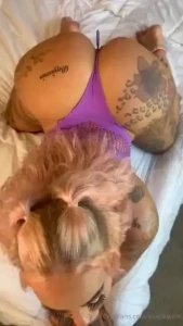 Should i do a live boy girl fuck show for my stream tonight vote for