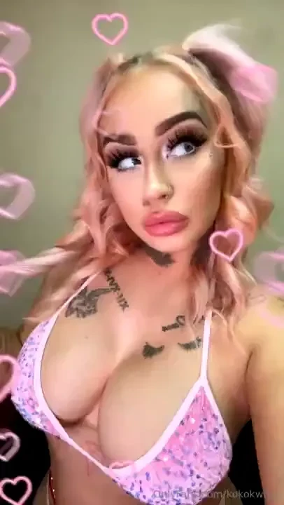 Taking video calls amp sexting for a few hours now 