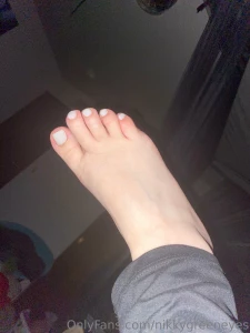 Salon visit nd a new tat first time i did my toes white i like i m part 5