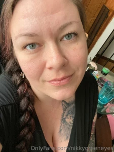 Salon visit nd a new tat first time i did my toes white i like i m