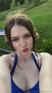 Kisses part 357