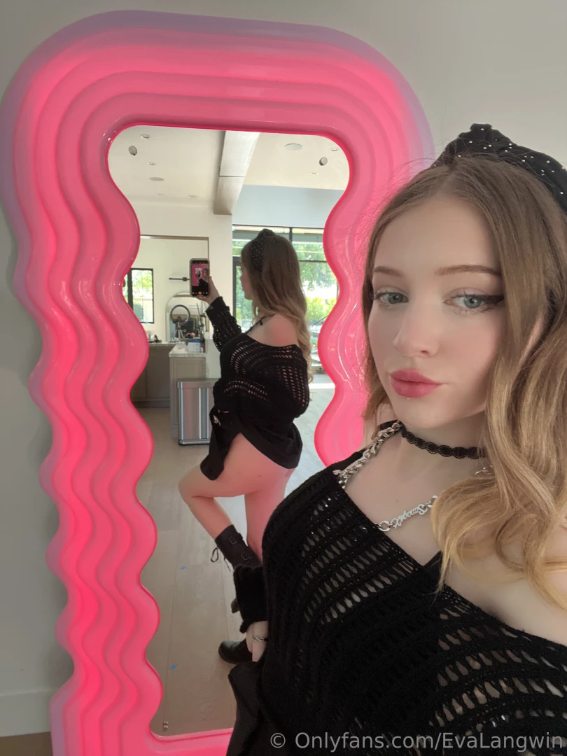 Should i show off more angles or keep you waiting 