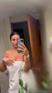 Oops i accidentally dropped the towel a little bit