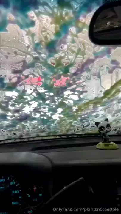 Clean truck even cleaned the glass part 1 