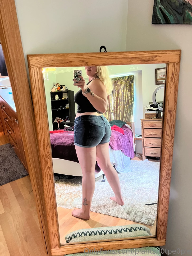 Cleaning the house today got distracted by this set that i haven t 