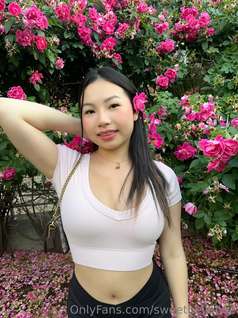 What do you wanna do tonight besides me 