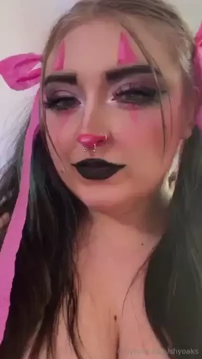 Should i get my face fucked in some rough sloppy shower sex tonight 