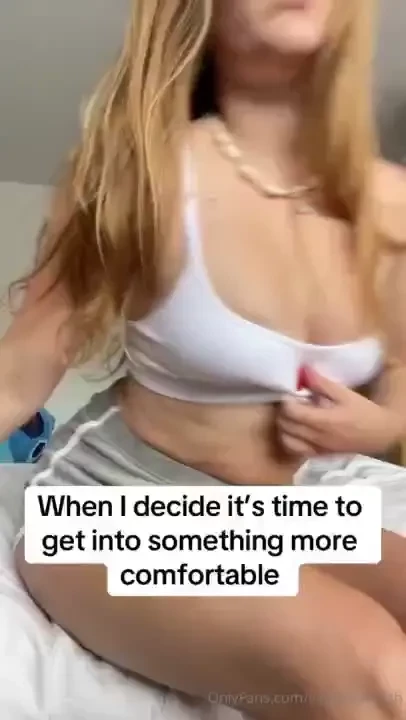 Do you like my outfit of choice for bedtime 