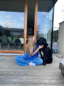 Does someone wanna be a furparent with me pls i just love doggos so