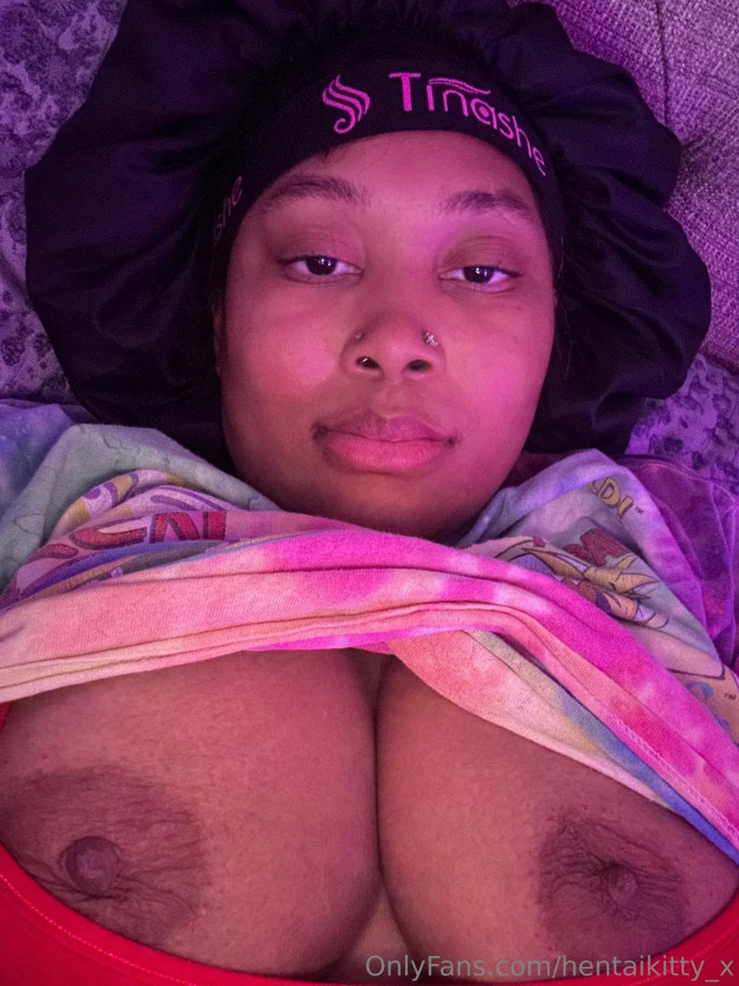 I m sick amp would love to have my titty s suck d on 