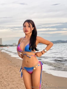 There is nothing better than walking on the beach with me do u agree part 1