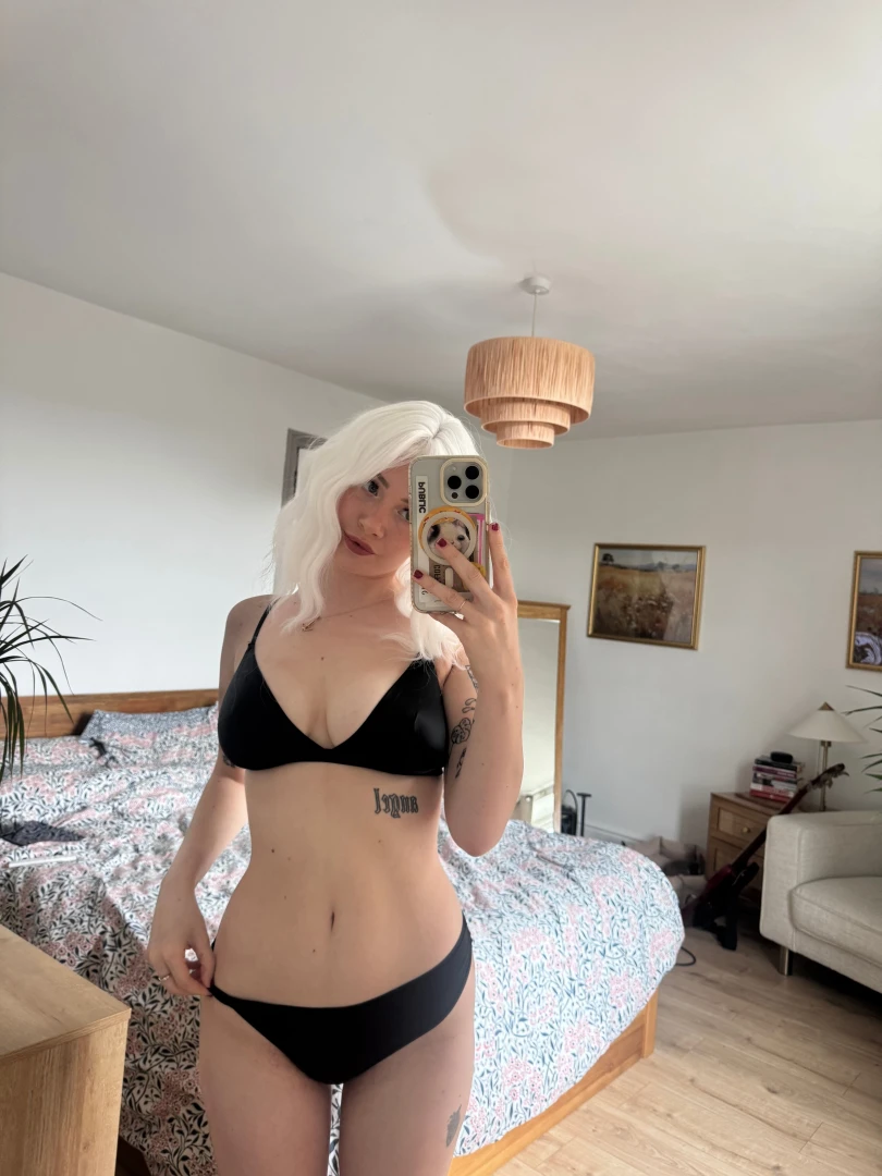 Do you wanna see me do a proper sisters of battle cosplay part 5 