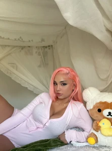 Let s cuddle i ll be the little spoon part 1